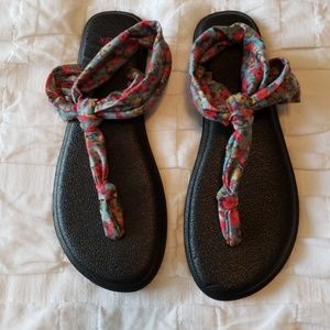 Sanuk sandals